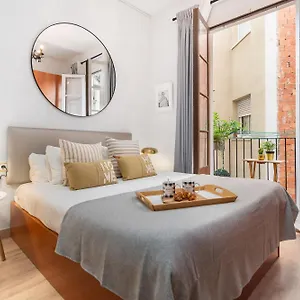  Apartment Fridays Flats Whisper-quiet Near Sagrada's Heart