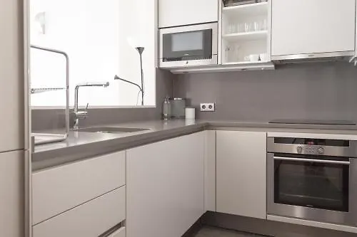 Apartamento Via Augusta 153 Barcellona 0*,